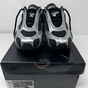 Nike Air Max Muse Black and Metallic Sneakers - Women’s 8 - NWT
